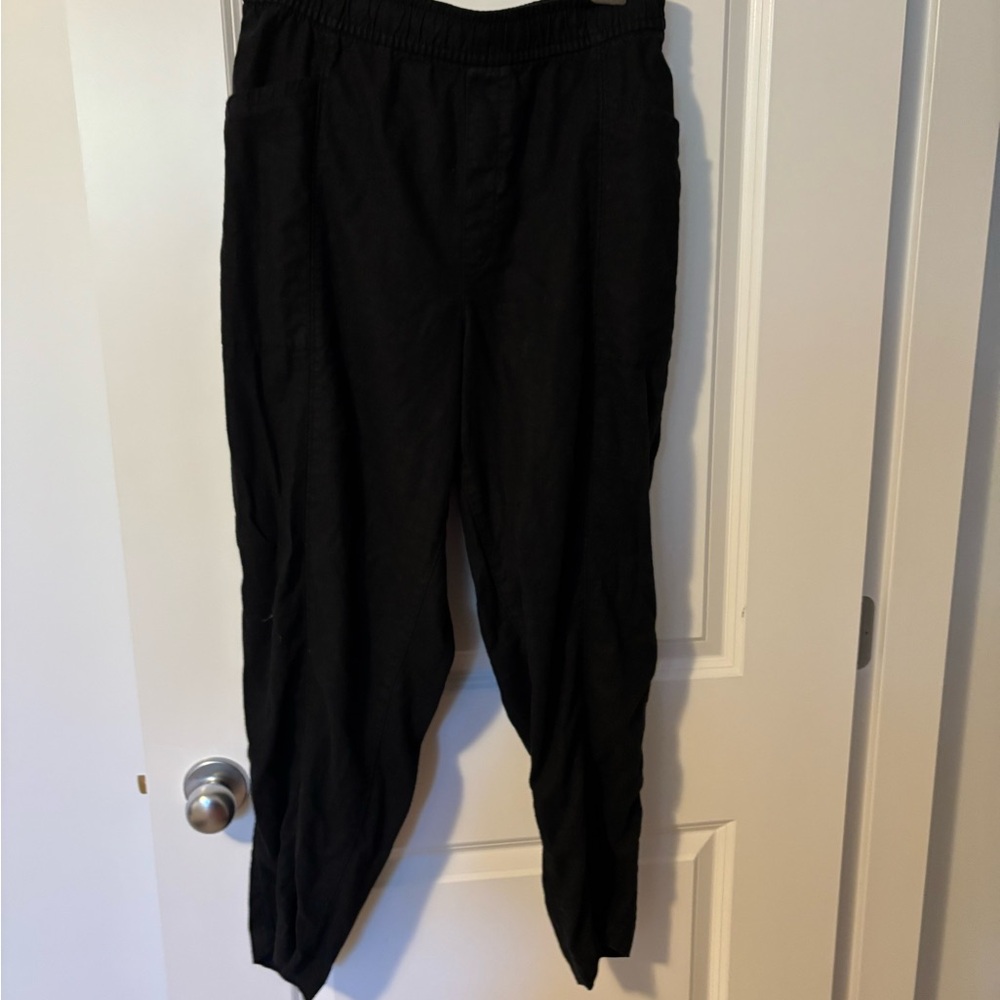 4 for $20 Old Navy Black linen blend cropped pants